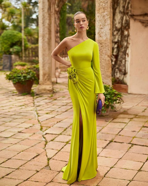 Vestido Marfil Barcelona asimetrico