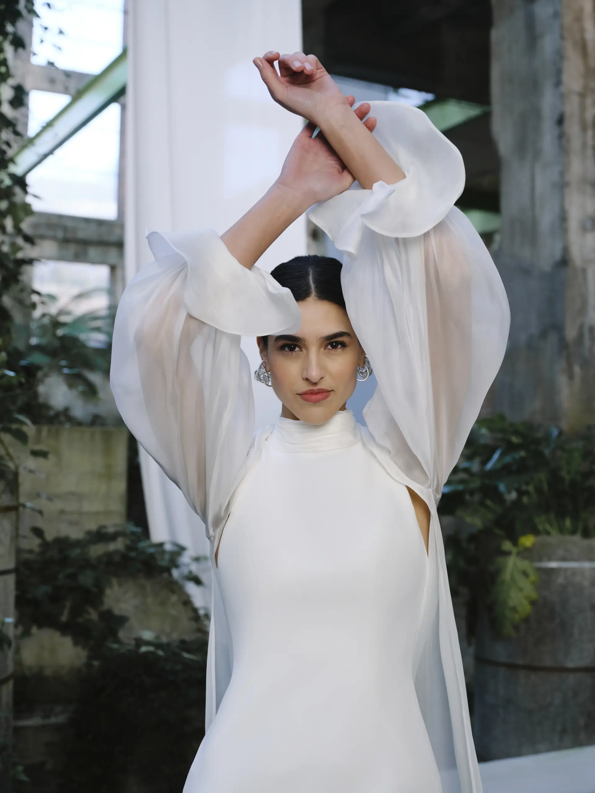 vestido_de_novia_de_mangas_abullonadas_silvia_fernandez-scaled-3